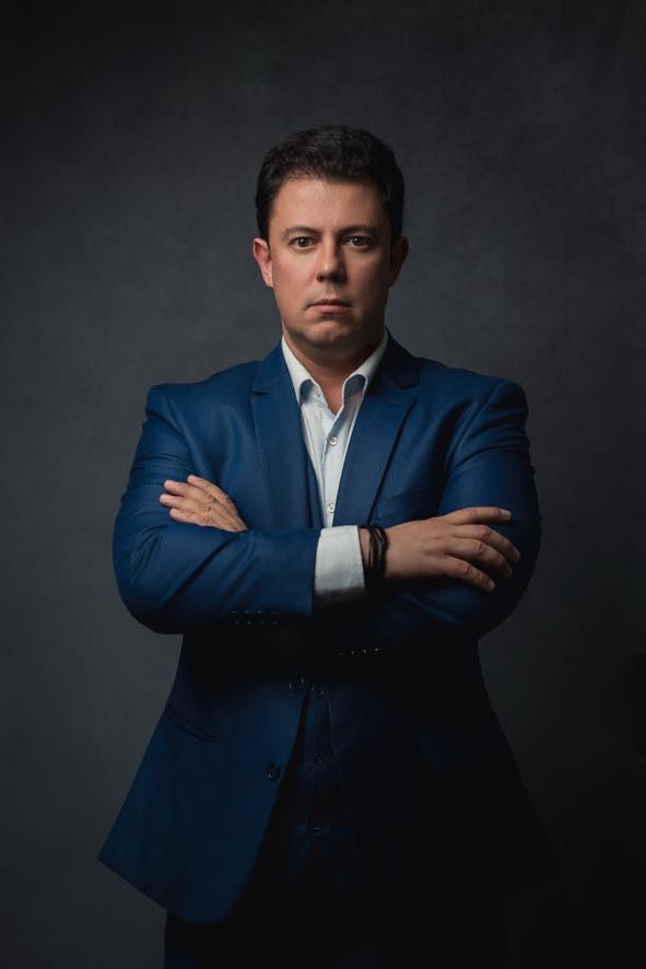 Dr. Thiago Marques Vieira